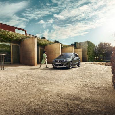 Seat Arona by Simon Puschmman